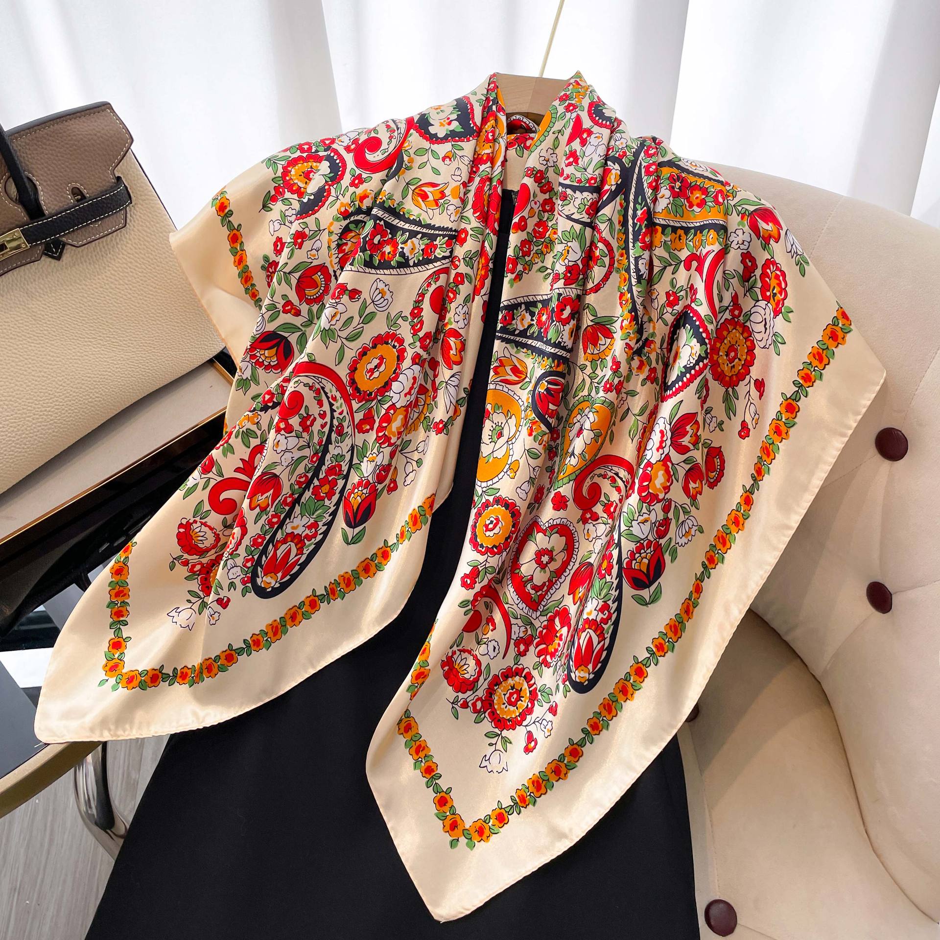 

Высококачественные роскошные шелковые шарфы, повязка на голову, шарфы, шейный шарф для женщин, шелковый шарф с цепочкой, женская декоративная шаль 90*90cm хаки