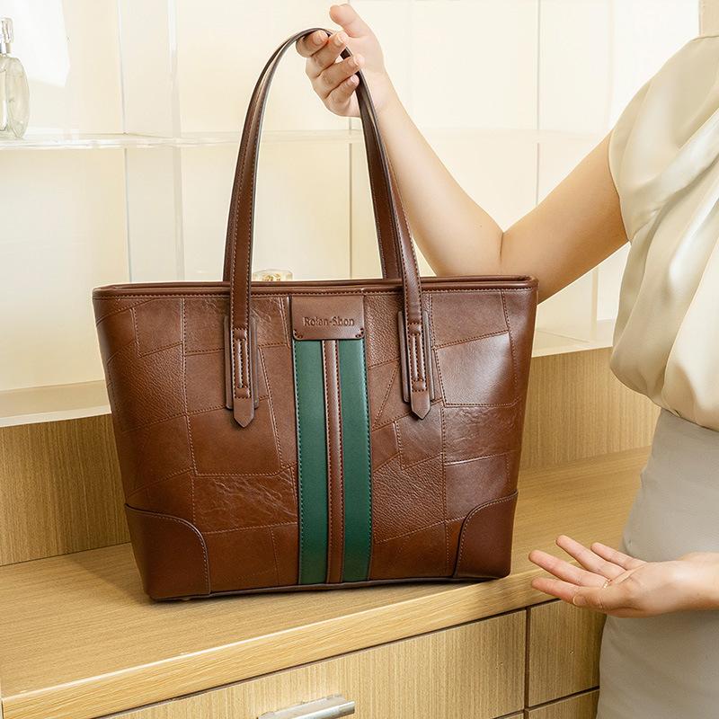 Women s large shoulder bag 2024 new fashion versatile large-capacity tote bag simple commuter handbag