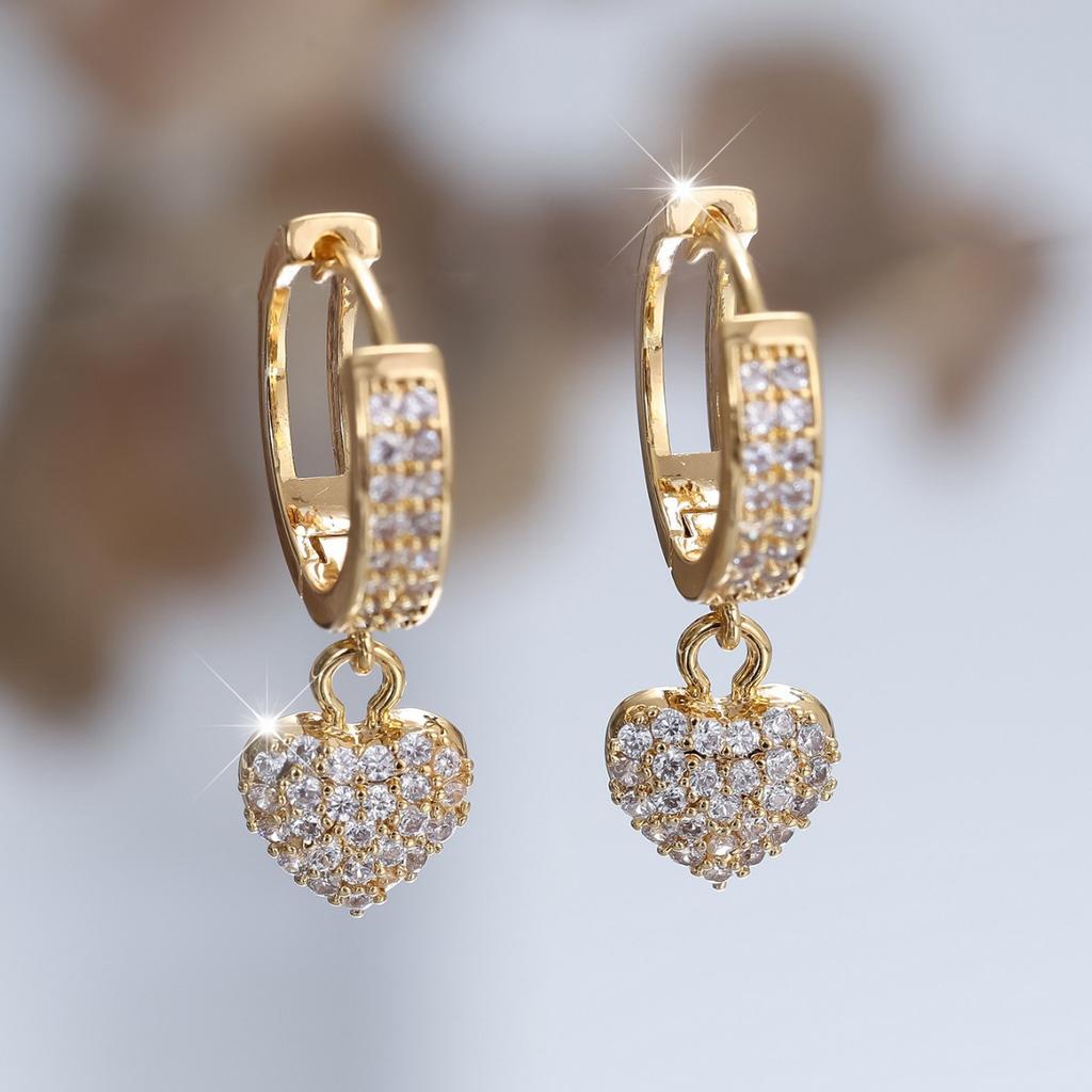 Bestselling New White Diamond Heart Shaped Ear Clip High Quality Womens Earrings