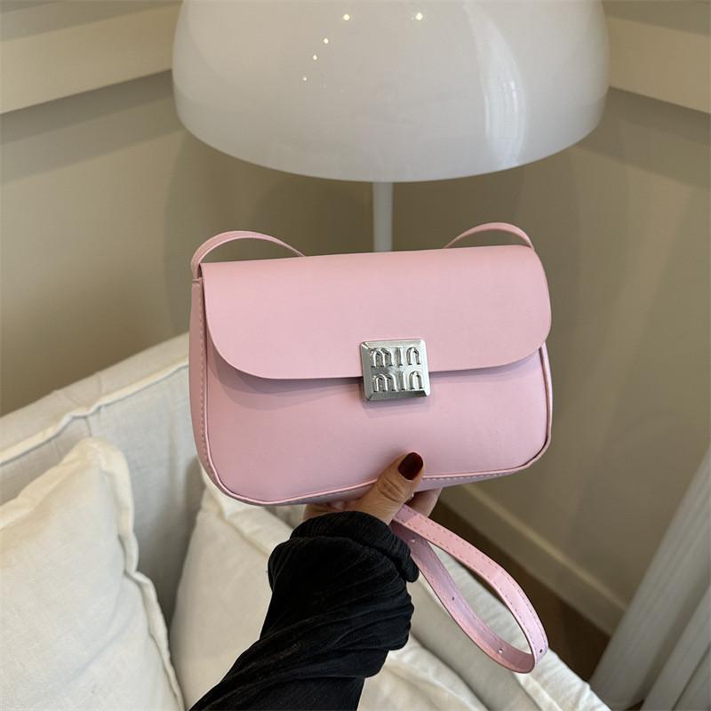 Stylish And Minimalist 2024 Spring Small Shoulder Bag For Women Trendy Pu Saddle Bag