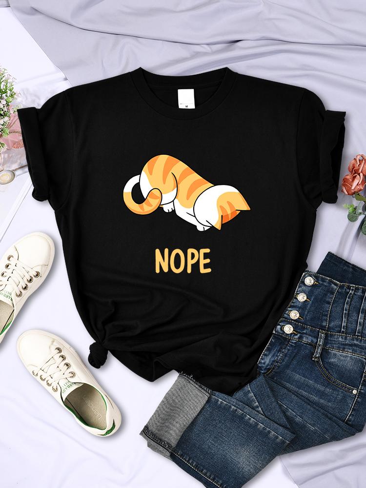 The little orange cat bows his head and refuses Printed T-Shirts Women Funny Cartoons Short Sleeves Soft Summer T Shirt Female