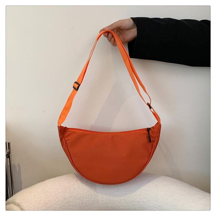 Women Solid Color Zipper Dumpling Bun Crossbody Bag Leisure Inclined Shoulder Bags Adjustable Band Strap Armpit Handbag