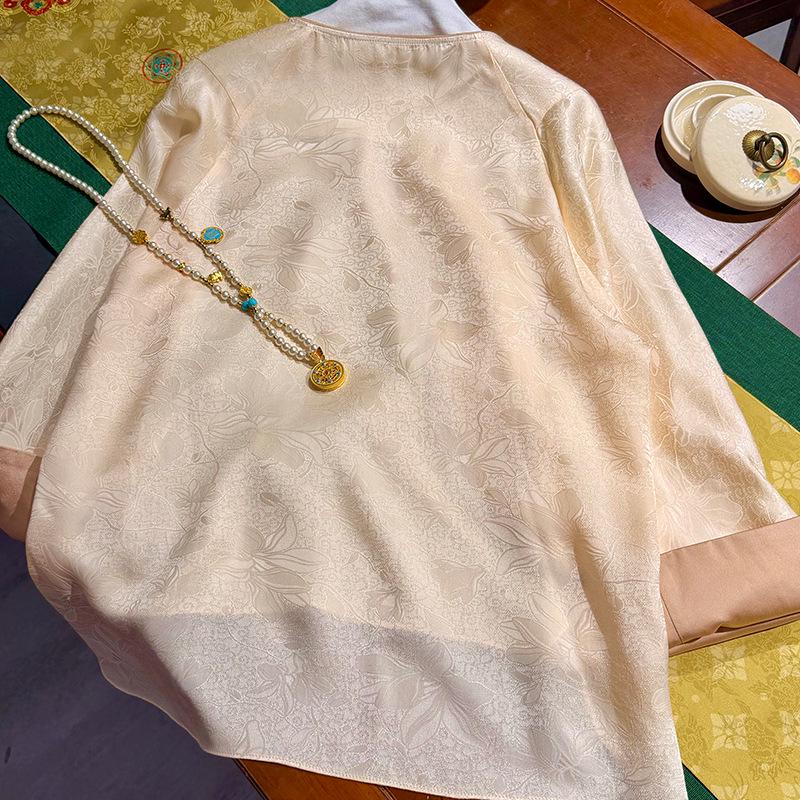 2026 Early Spring Women's Retro Chinese Style Long Sleeve Shirt with Frog Button - Slimming and Versatile Irregular Top (Style 9806)