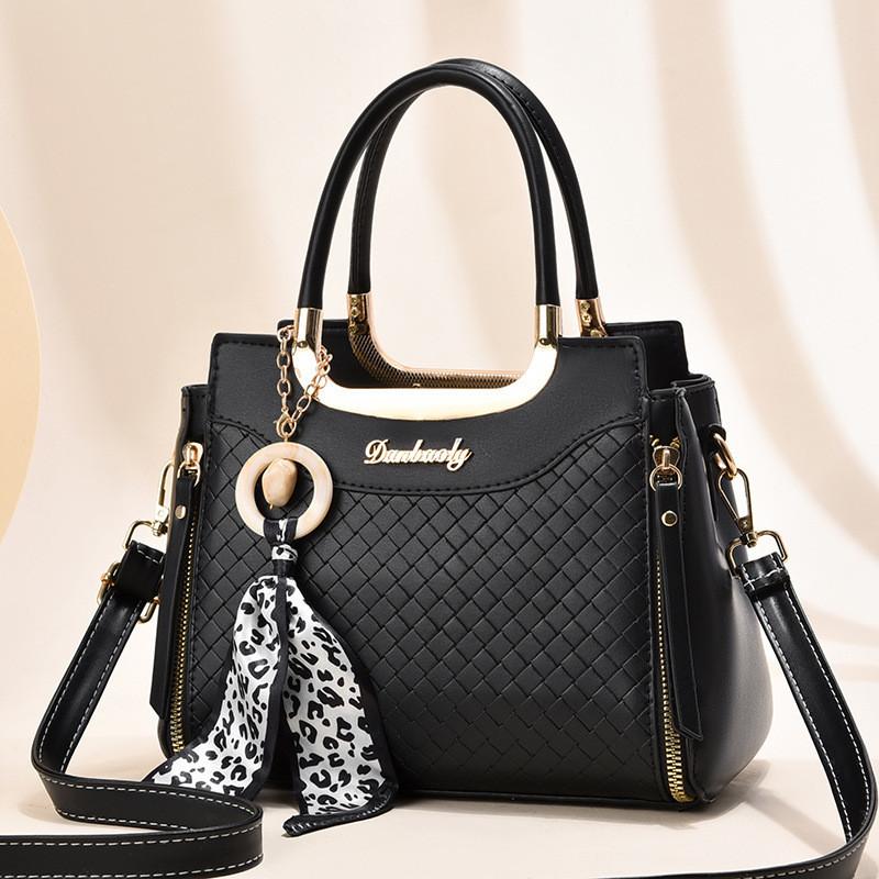 Ielgy Ladies Handbag Simple Fashionable Atmospheric Texture One Shoulder Crossbody