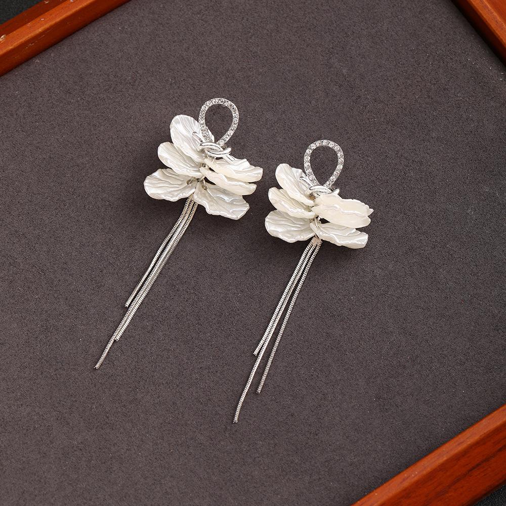 Summer Vacation Wind Stud Earrings Super Fairy Long Petal Fringed Earrings Sweet Temperament Fresh Earrings