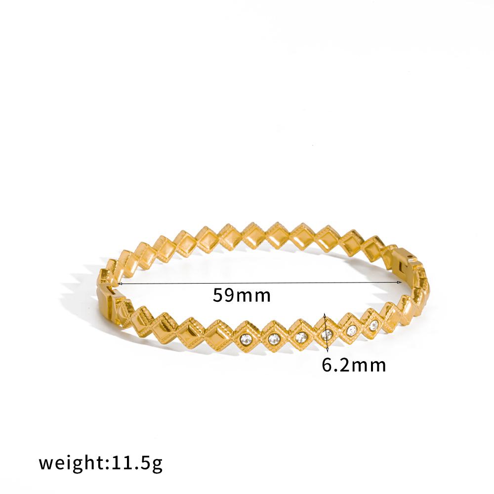 European Luxury Style Hexagram Bracelet: 18K Gold Stainless Steel with Zircon Inlay, Elegant Hand Jewelry for Women.