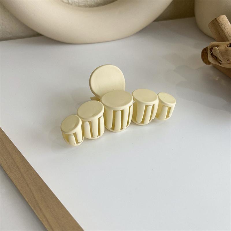 1Pcs Korean Coffee Beige Large Hair Claw Acrylic Hairpin Geometry Barrette Crab Hair Clips Headwear Womens Girl Hair Accessories