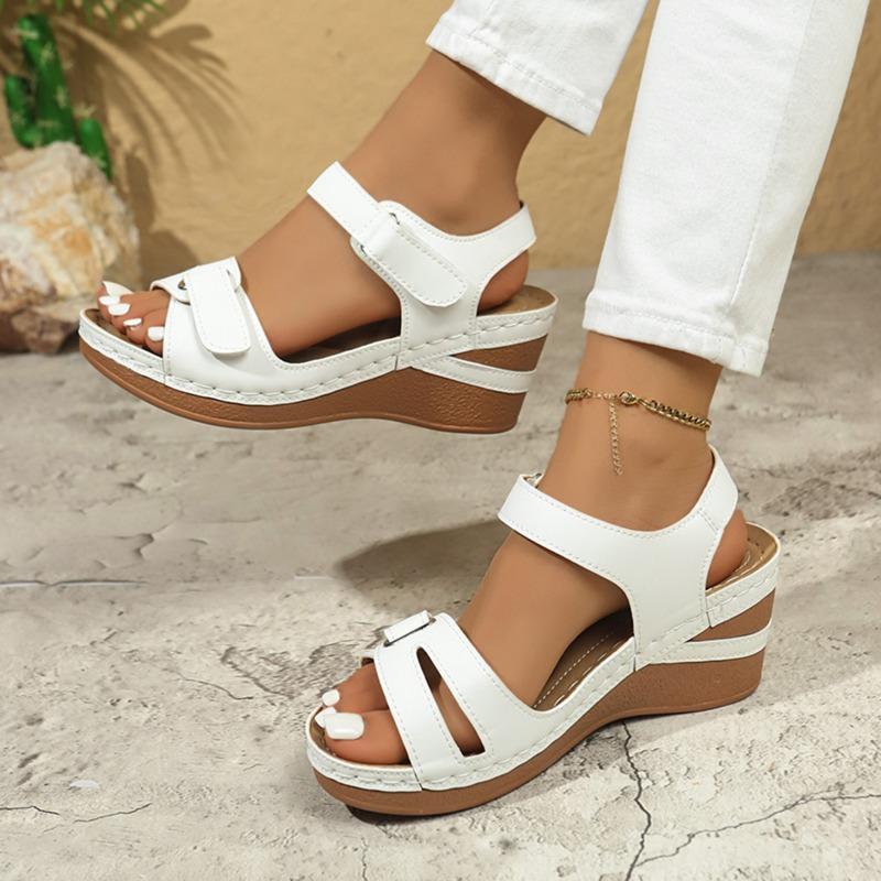 Fashion New Style Women Sandals Soft Stitching Ladies Comfortable Flat Sandals Women Open Toe Beach Shoes Woman Footwear Sandals Treking