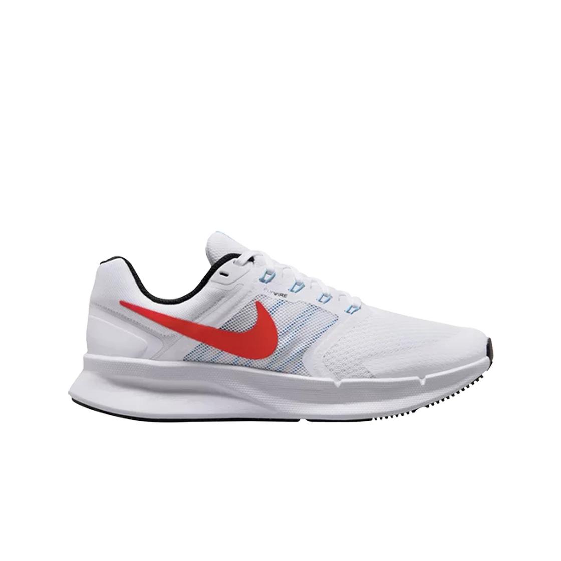 

Женские кроссовки Nike Run Swift 3 White Picante Red DR2698-102