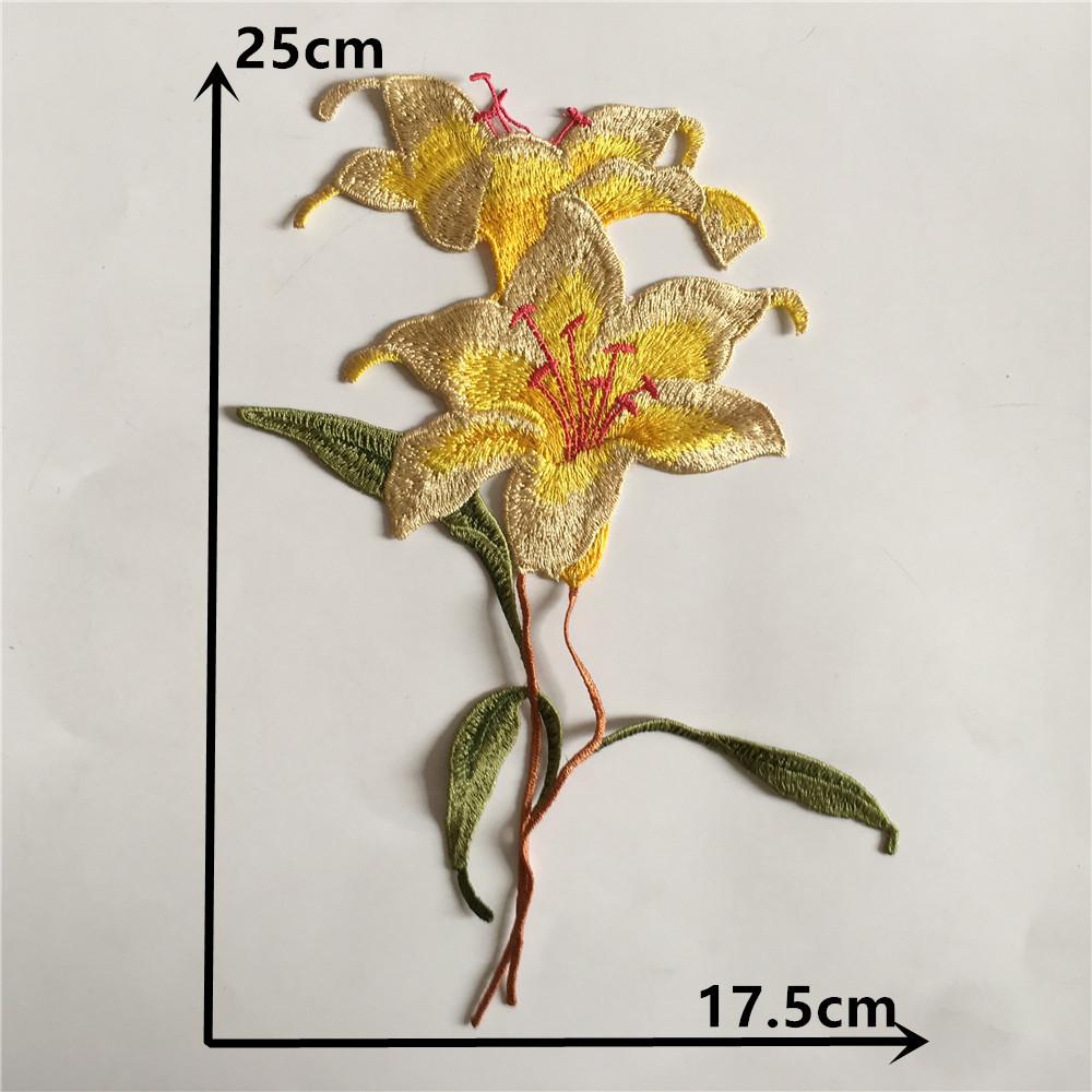 Stickerei Polyester Dekorative Hohlspitze Blumenkragen DIY Nähen Spitzenkragen Kleiderzubehör