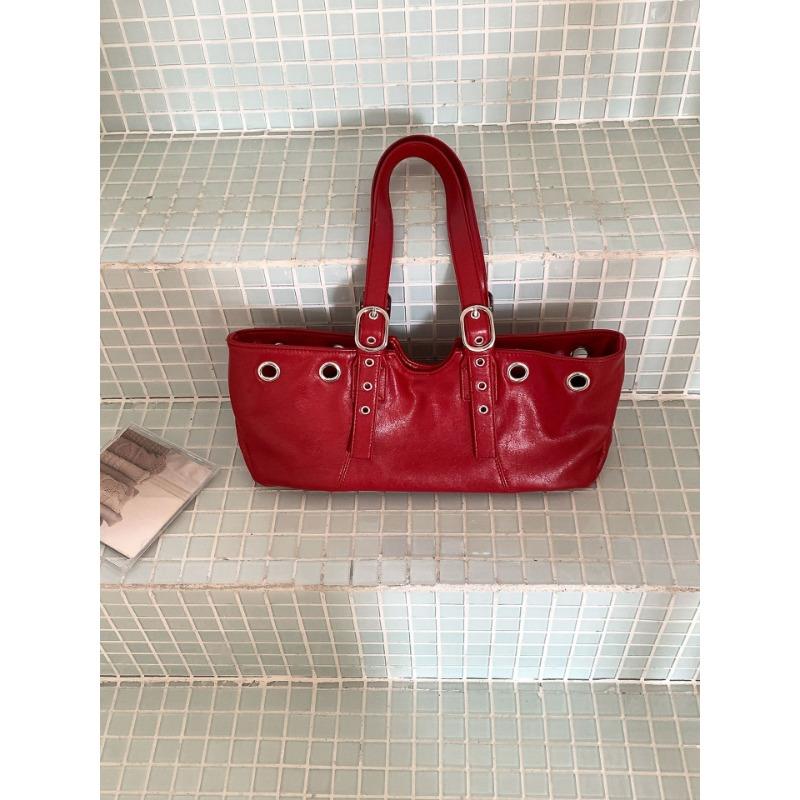 

Новая женская сумка через плечо, нишевый дизайн, трендовая кожаная сумка для通勤, ретро-сумка с заклепками, сумка-багет, сумка подмышку для женщин красный