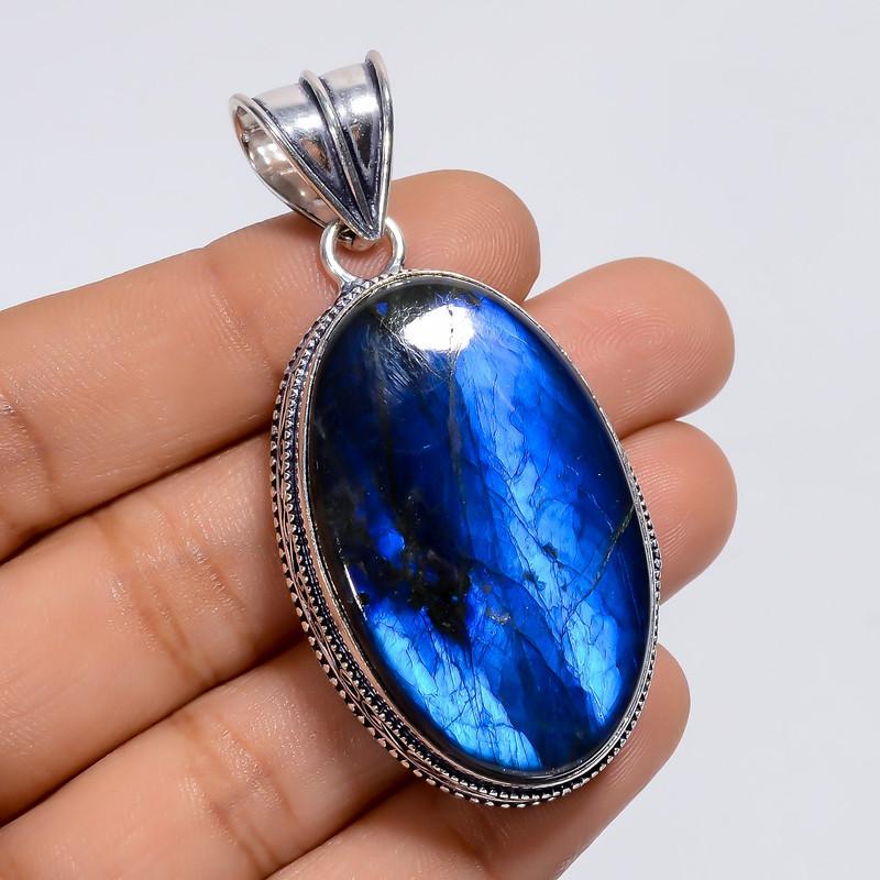 

Attractive Top Grade Qualite 100% Natural Blue Labradorite Oval Shape Vintage Style Handmade Jewelry 925 Steling Silver Pendant 2.3 WSJ4894 2.3