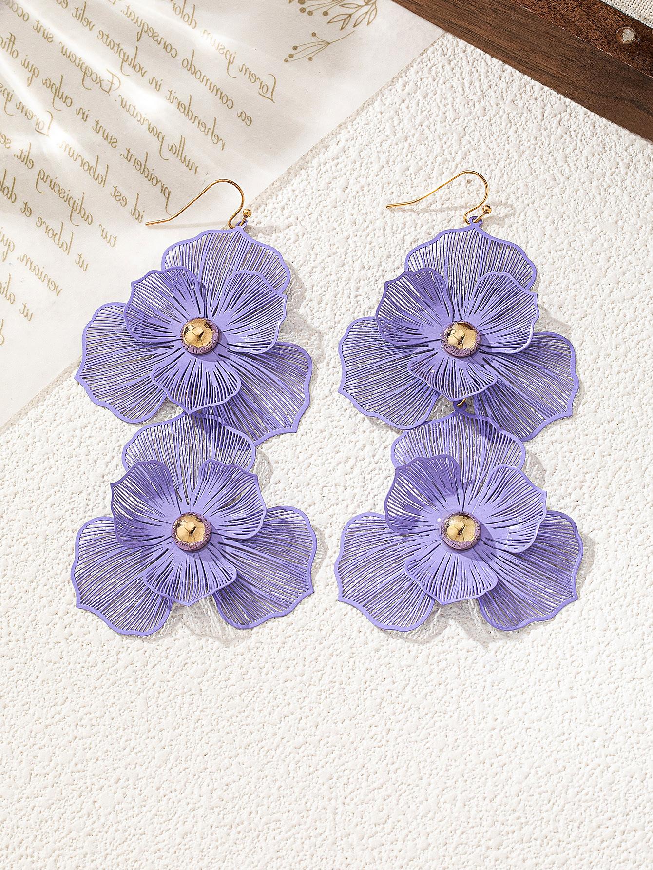 Новый темперамент полый металлический цветной цветок ушной крючок французская преувеличенная атмосфера модный