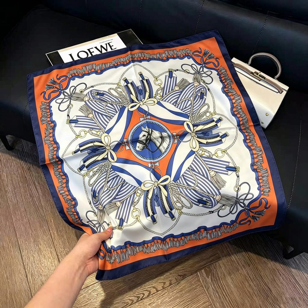 May Kaji Cashew Flower Square Scarf Retro Men's Silk Scarf Buckle British Style Scarf Men's Paisley Pattern Small Scarf Women