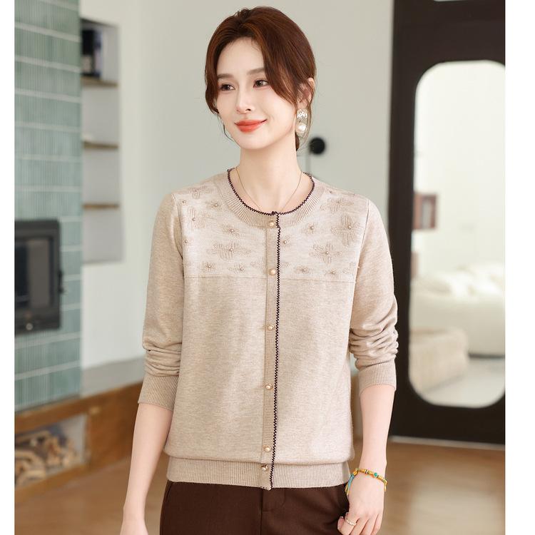 Western-style Women's Pullover Sweater Mother-in-law Clothes Thickened Mother Sweater Middle-aged Ladies Knitted Coat In Autumn and Winter.