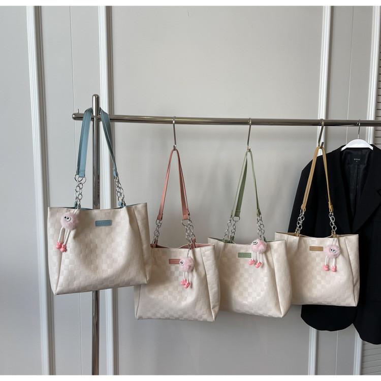 Trendy 2024 Summer Fashion Single Shoulder Tote Bag For Women Stylish Large Capacity