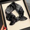 Retro Black and White Silk Cashew Flower Small Square Scarf for Women with Silk Scarf for Suit Shirt Neckline Scarf for Autumn and Winter Thin Scarf