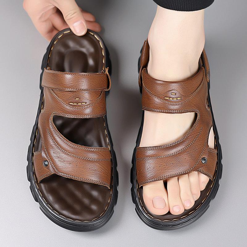 Men's Summer Massage Soft Sole Casual Beach Sandals Brand Comfortable Outdoor Refreshing and Breathable Thick Sole Beach Sandals