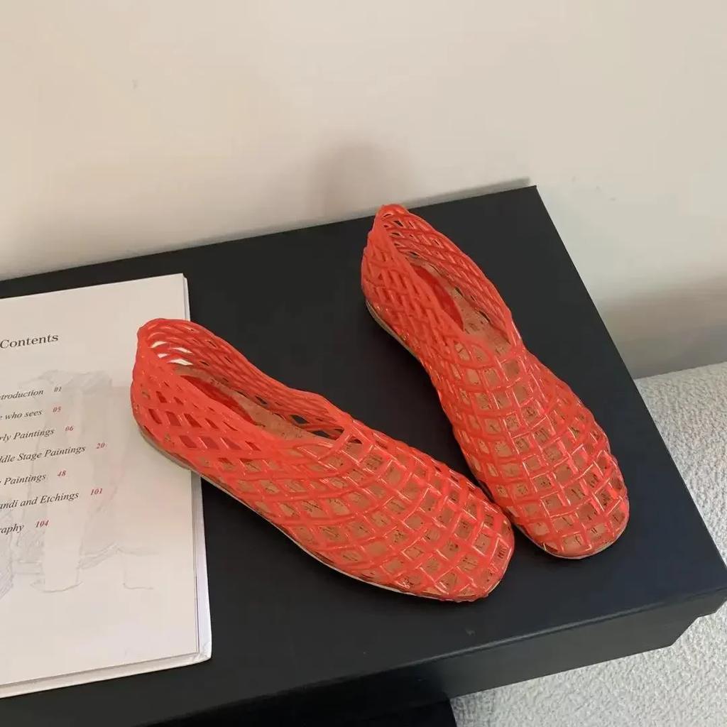 Fashion 2024 Summer New Jellies Shoes Women Hollow Beach Shoes Designer Sandal Round Toe Comfy Transparent Mesh Flat Jelly Sandals Women