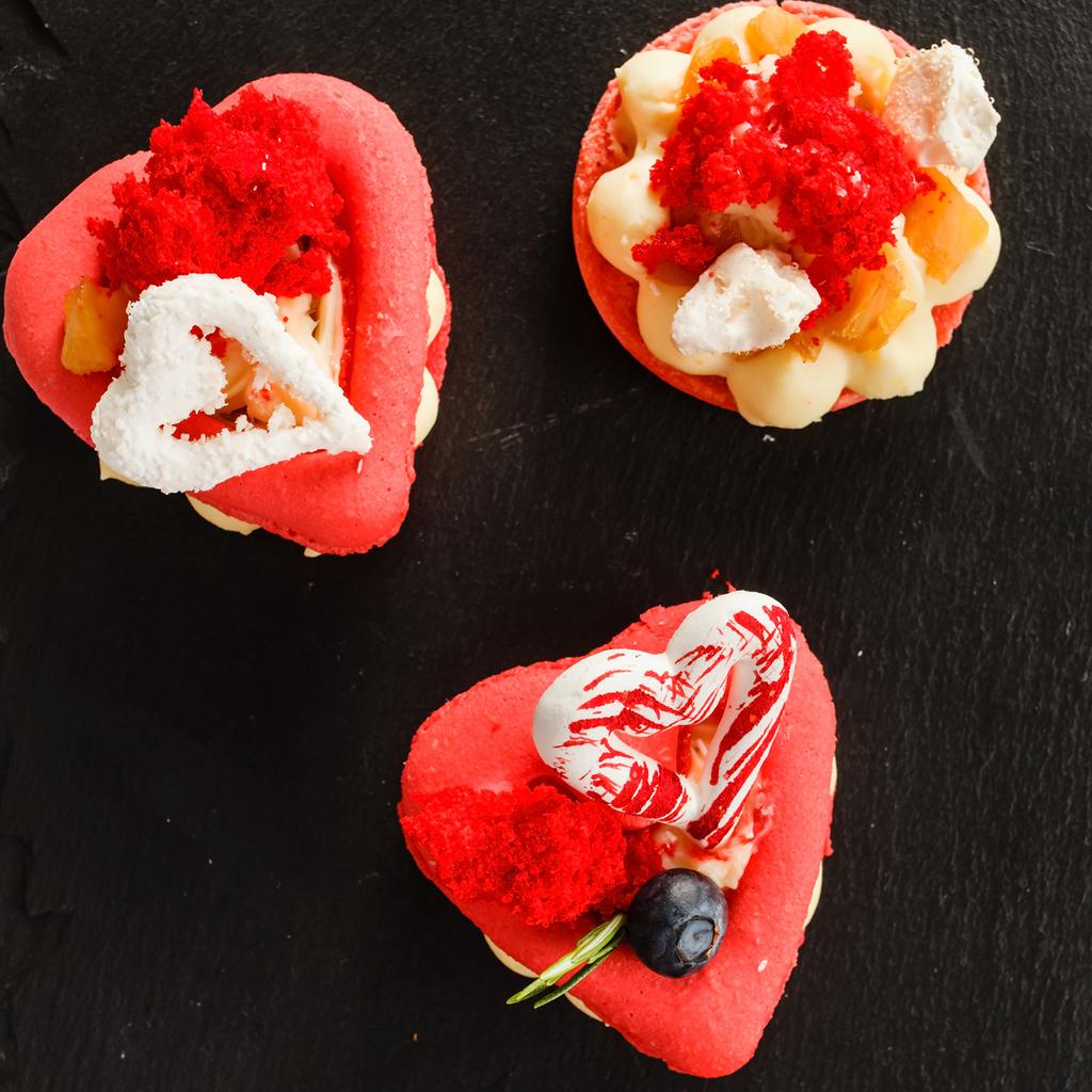 18pcs Heart Reusable Silicone Cupcake Liners Silicone Cake Mold Muffin Cupcake Baking Molds for Wedding Birthday Party