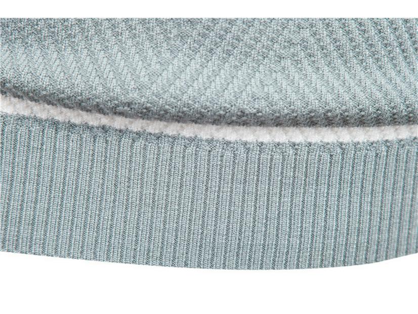 Men's European Fit Striped Round Neck Sweater for Autumn/Winter