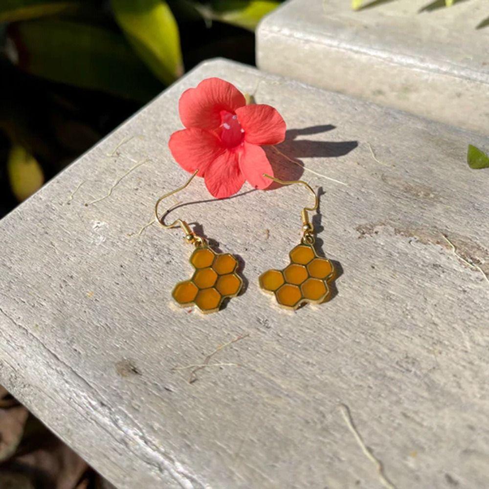 Insectoid Appearance Bee Earrings Zinc Zinc Alloy Ear Accessories Delicate Honeycomb Earrings Daily Wear