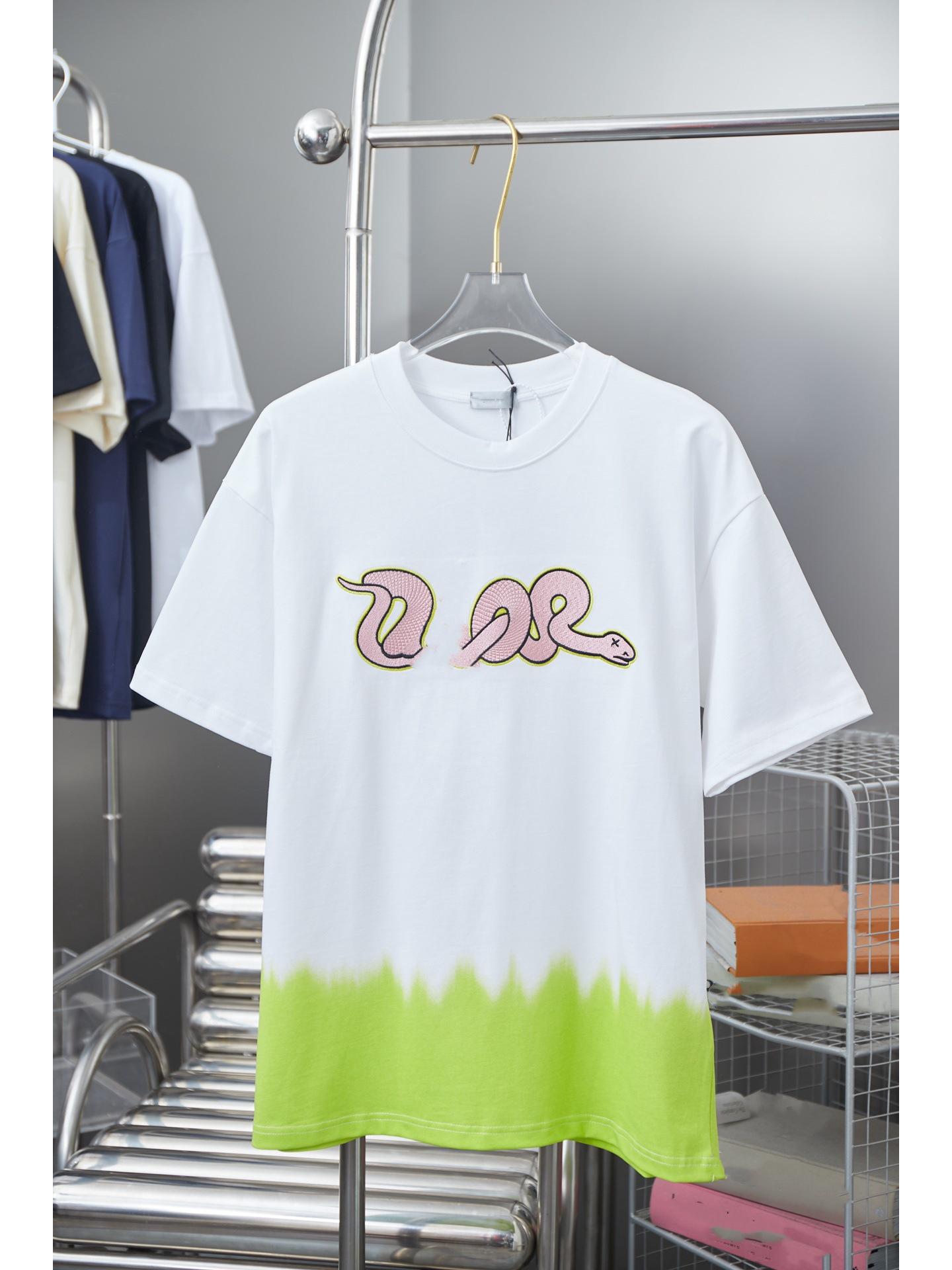 

2025 Весенняя Лимитированная Серия Унисекс Футболка с Вышивкой Змеиной Буквы Extra Large белый
