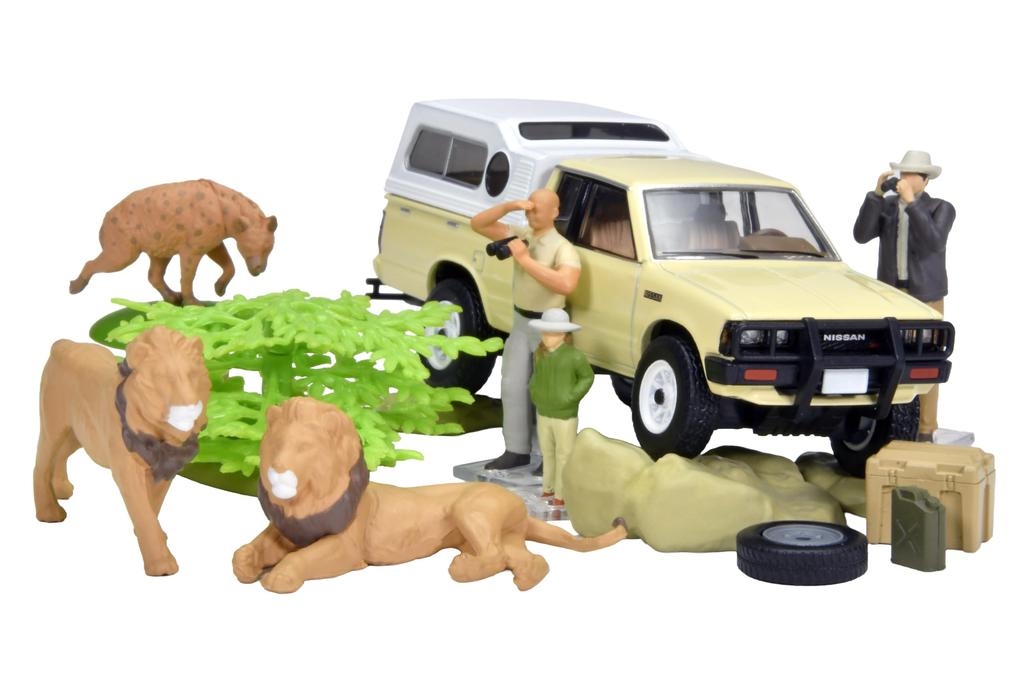 TOMYTEC GeoColle 64 CarSnap 32a Safari 4 Nissan King Cab Truck Animal Figure Set 1/64 336693