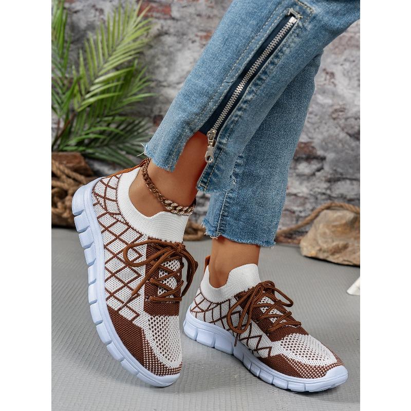 Women's Breathable Knit Lace-Up Casual Sports Shoes, Thick-Soled Trendy Footwear, Available In Large Sizes.