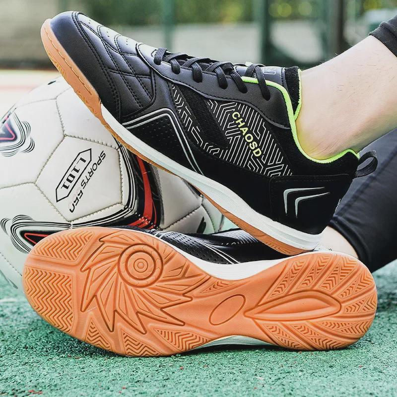 Unisex Indoor Futsal Shoes with Flat Cowhide Sole for Wooden and Cement Floors—Ideal for Youth and Student Training.