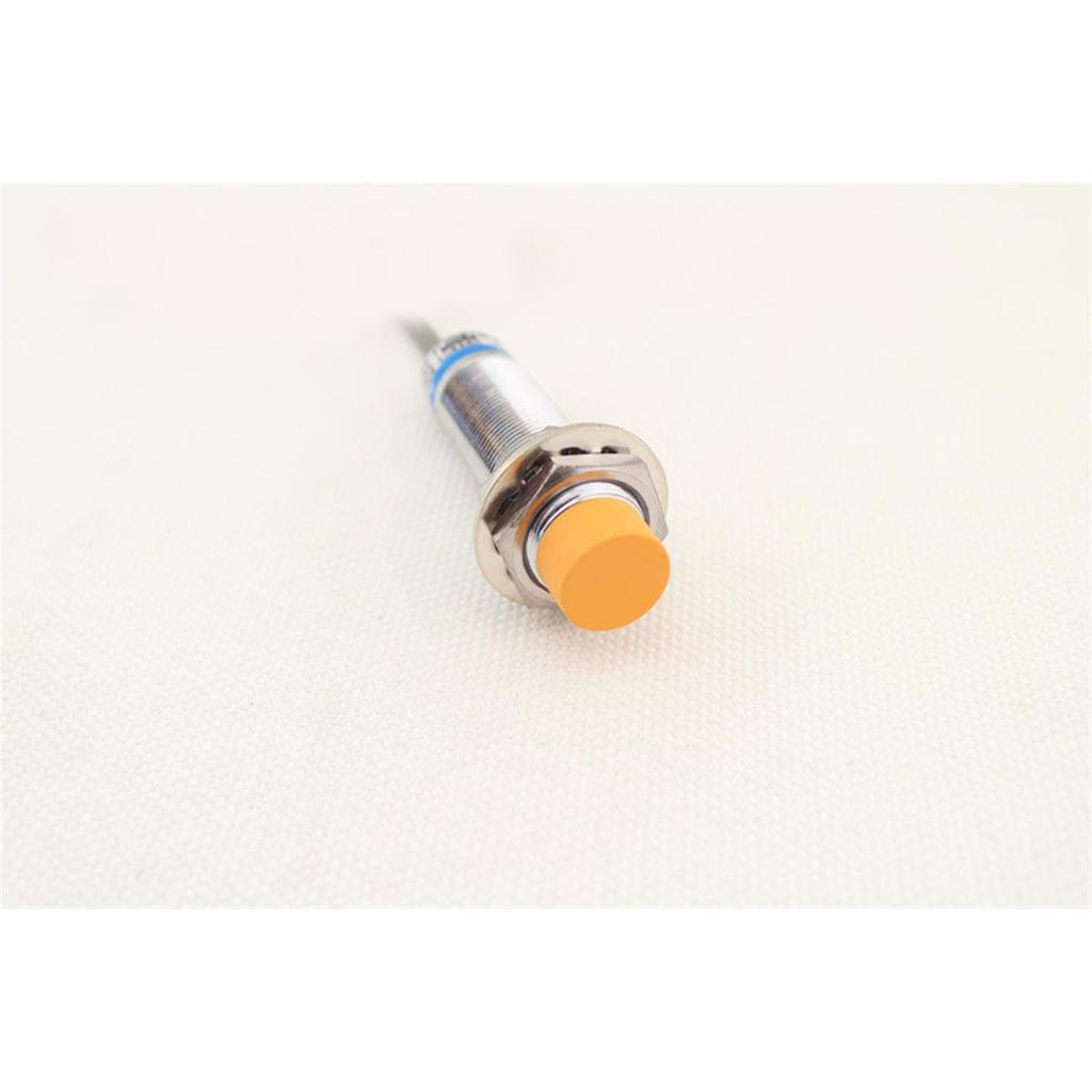 Proximity Switch NI8U-M18E Series - AN6X, RN6X, AP6X, RP6X, AD4X, RD4X, AZ3X, RZ3X, VN6X, VP6X