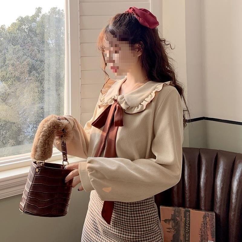 Cotton Corduroy Shirt With 3d Pattern And Doll Collar For Vintage Style Womens Fashion