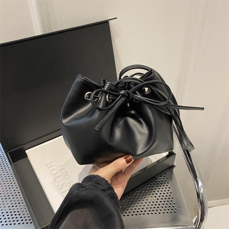 Stylish 2024 Women's Pu Leather Bucket Bag Trendy Single Shoulder Handbag With Bow