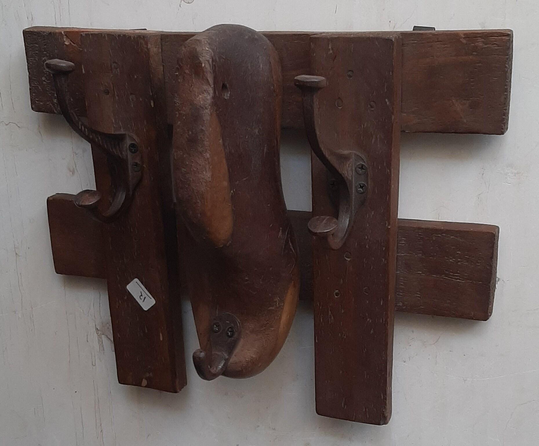 

Antique Shoe Mold Coat Rack: Reclaimed Wood Wall Hooks 16” X 8” X 24” (l x w x h) разноцветный