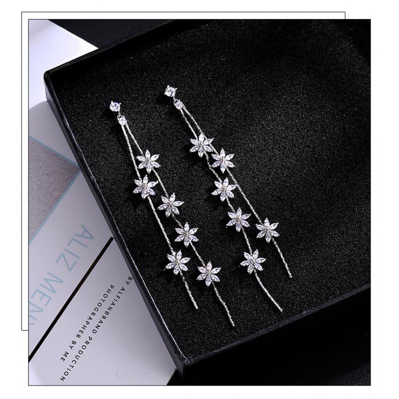 Elegant Korean Tassel Flower Earrings - Long, Trendy Summer Style for Women