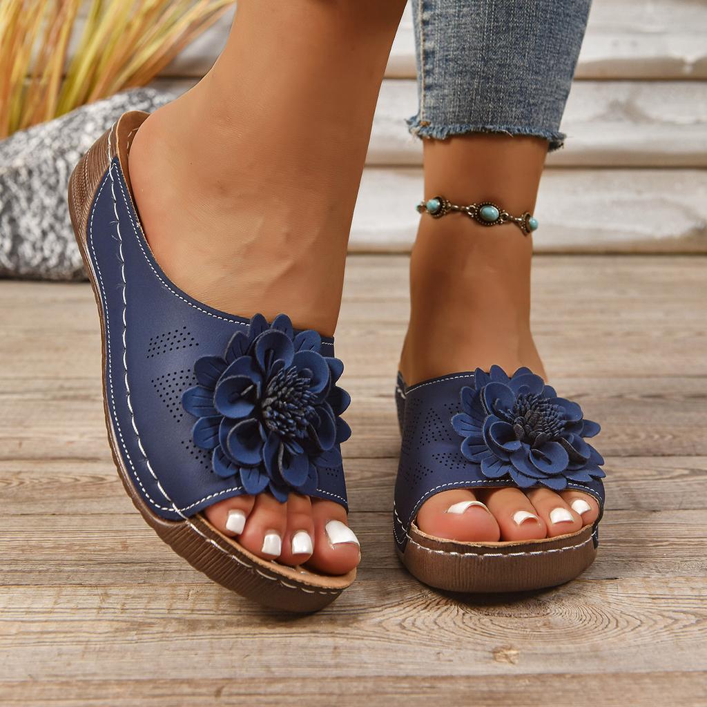 Large Platform Cutout Slipper Women's Floral Wedge Beach Sandal