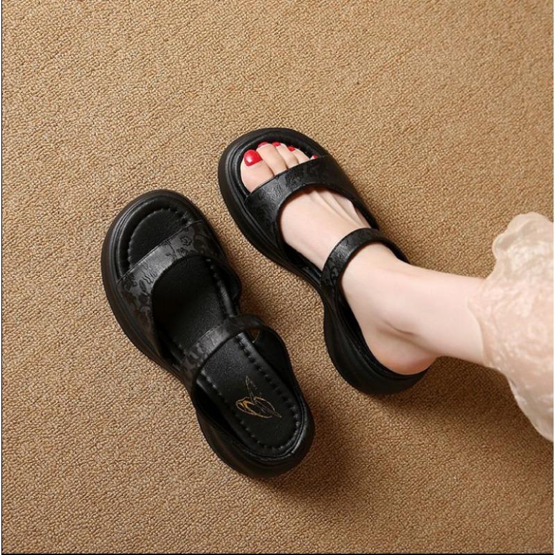 

Мода 2025 Pot Ins Кожаные мюли с открытым носком Летняя толстая подошва Платформа Повседневные слипоны Водонепроницаемые сандалии в панк-стиле для женщин 35 чёрный