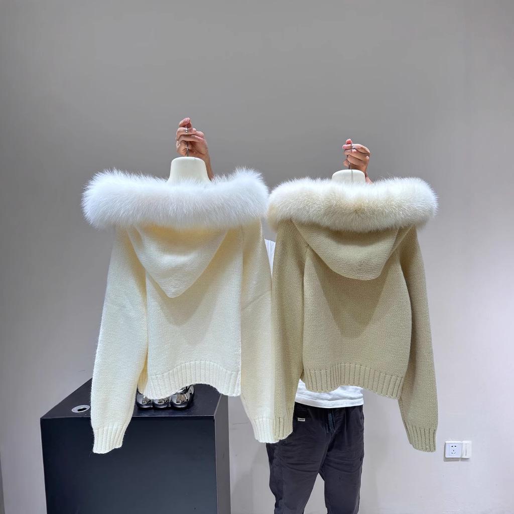 2024 Autumn/Winter Thick Knit Sweater with Real Fox Fur Collar