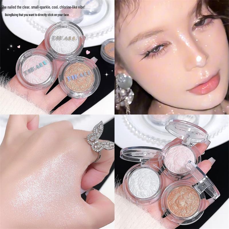 Dikalu Lion Head Highlight & Contour Palette: Shimmer & Pearlescent Glow