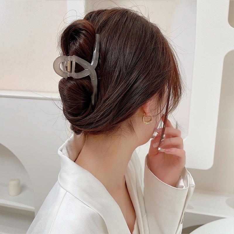 Large grab clip acrylic summer simple clip headgear hairpin Internet celebrity back head hair disc shark clip