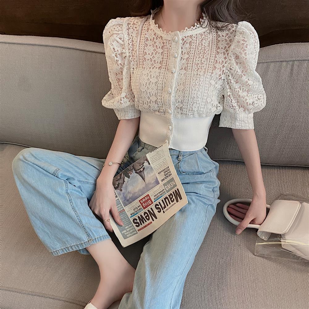 Summer Blouse Women Korean Hollow Out Lace White Women Shirt Short Sleeve Button Loose Shirts Solid Female Tops