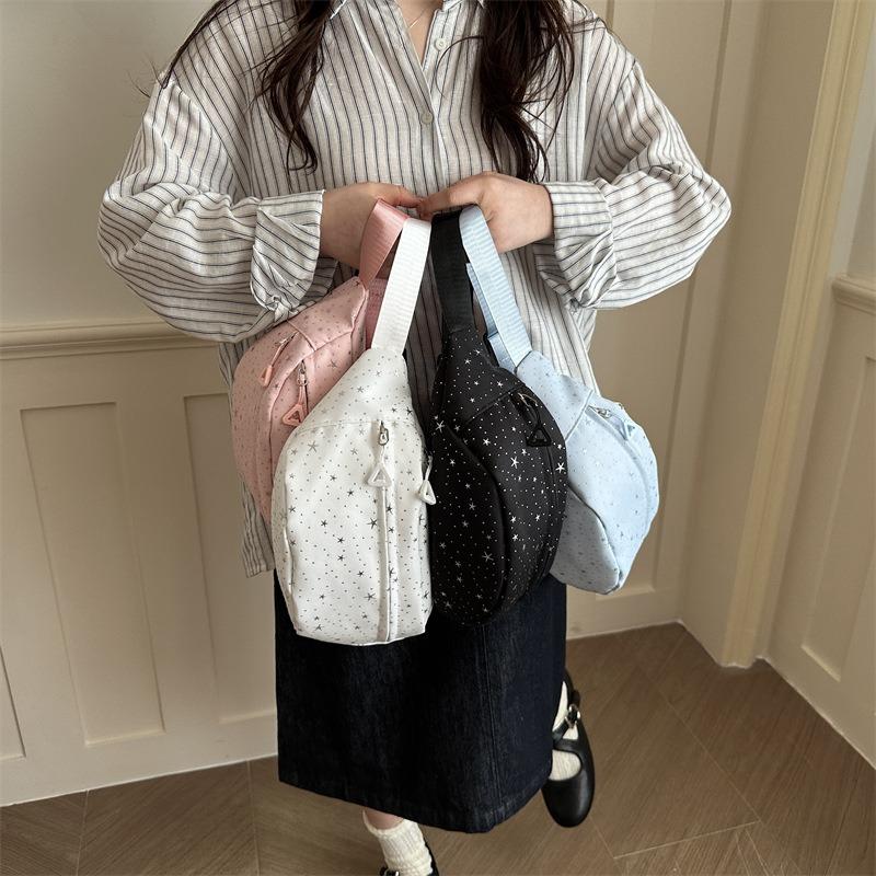 New Gypsy fanny pack, girl going out casual backpack, fashionable shoulder messenger bag, light breast bag, small bag.