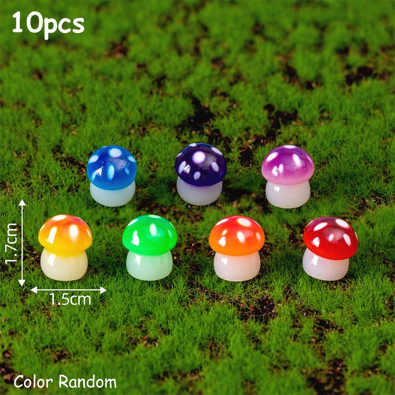 10 stk Creative Night Glow Simulering Soppfigur Dyremodell Mose Mikrolandskap Hjemmeinnredning Miniatyrpynt