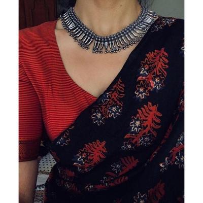 Stylish Casual Wear & Office Wear Saree for Women, Blouse (Need To Be Stitched As Per Size And Fit)