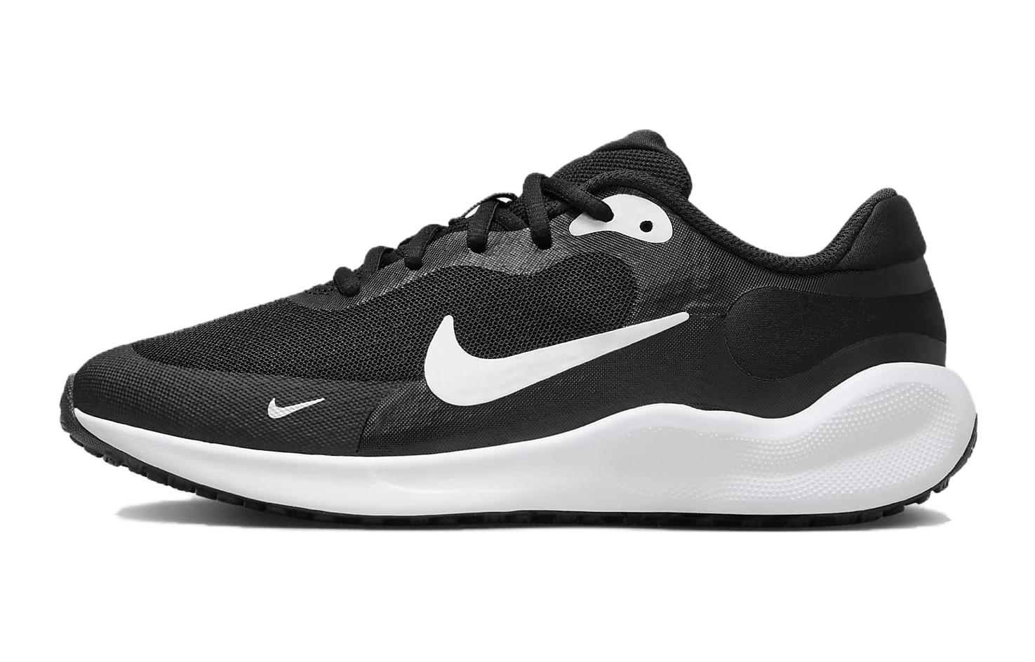 Nike Revolution 7 GS Black White 32