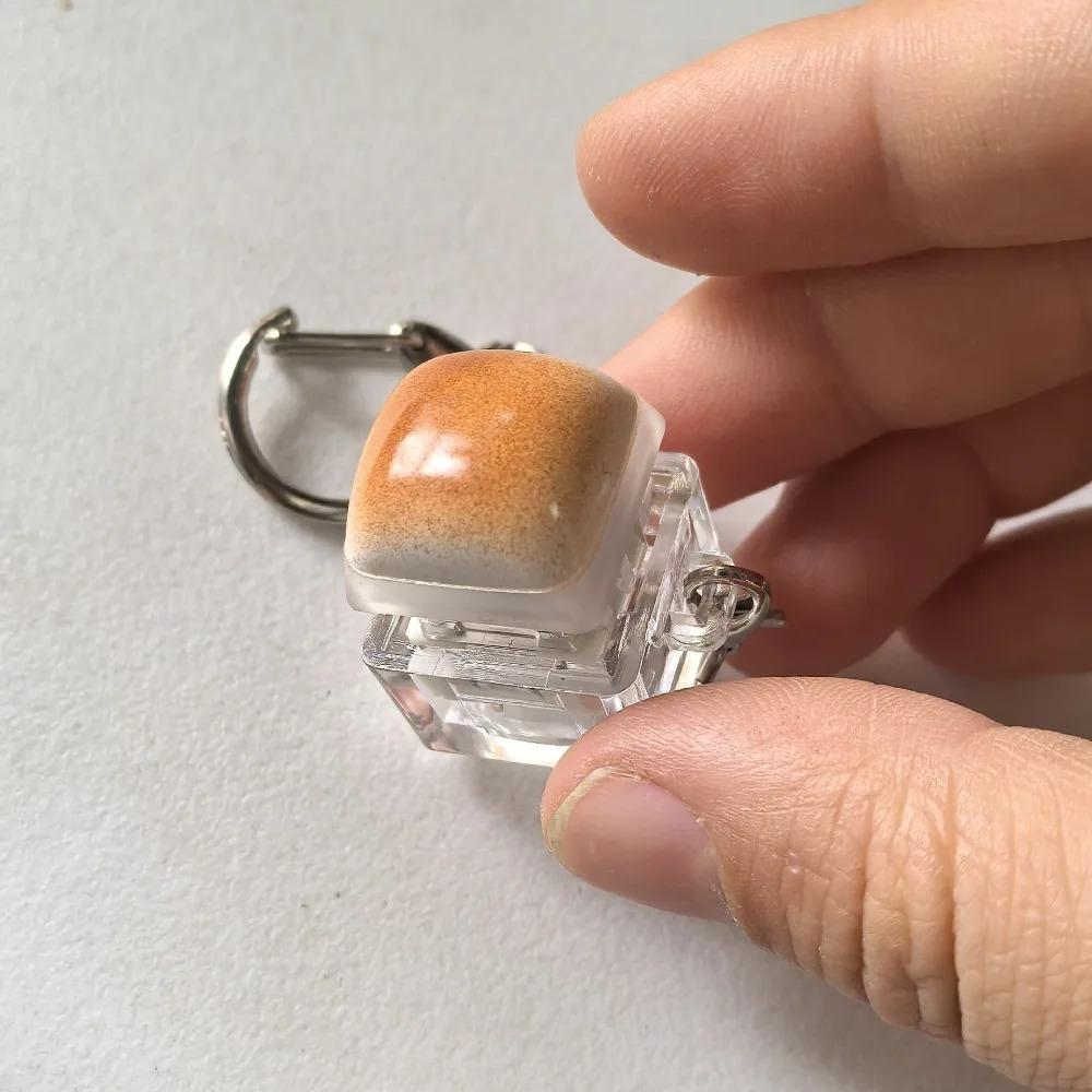 

Bread Keycap Stress Relief Clicker Fingertip Toy Keychain Mechanical Keyboard Style Keyring Pendant Creative Gift Desk Toy 1PC