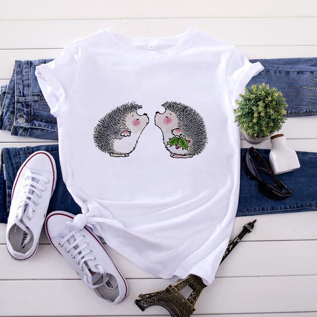Cute Hedgehog Red Heart Balloon Print T Shirt Women Cartoon Animal Love Graphic Short Sleeve Valentine Casual Aesthetic Tee