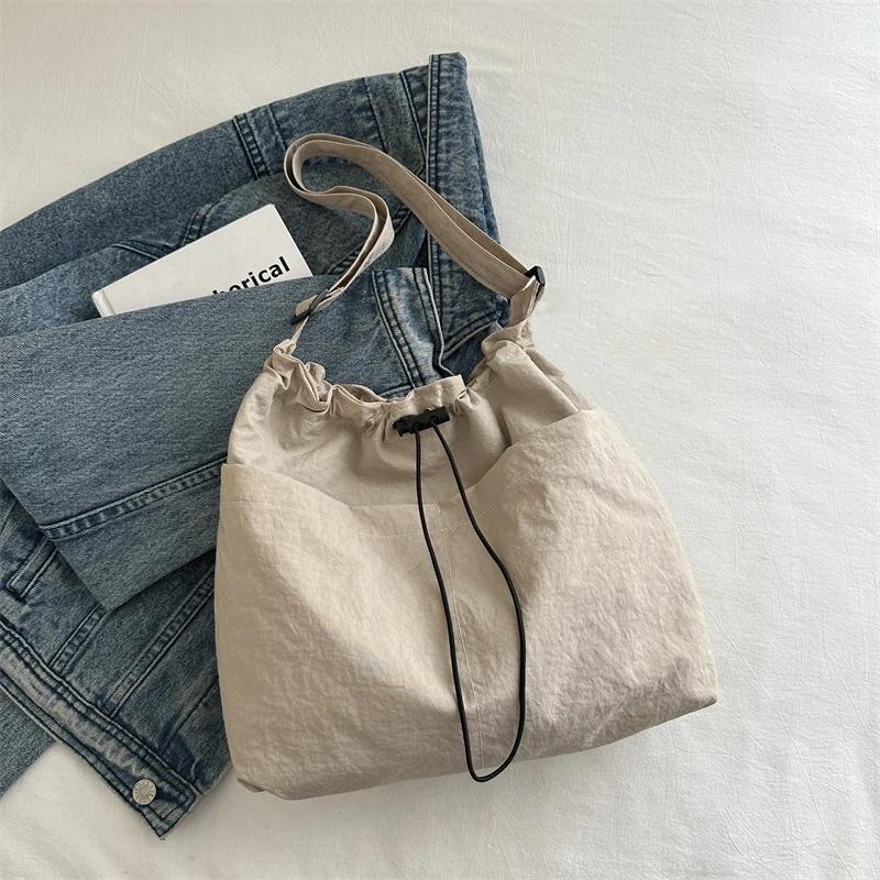 Большая женская сумка для отдыха — фото 6