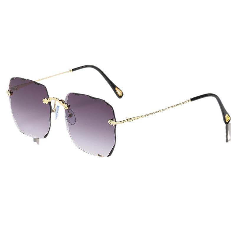 Korean Fashion Frameless Sunglasses Female Square Frame Sunglasses Women/Men Retro Gradient Beach Sunglasses