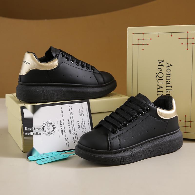 Unisexové bílé kožené tenisky na jaro 2024: Silná podrážka, Skrytý podpatek, Sportovně ležérní, Trendy design